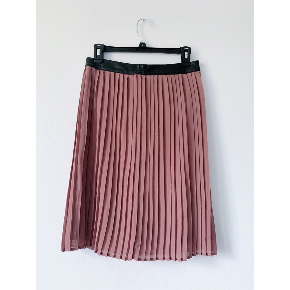 Mauve Silky Pleated Skirt